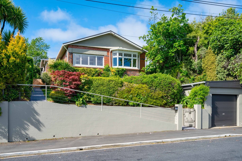 125 Blacks Road, Opoho, Dunedin - Carousel 1