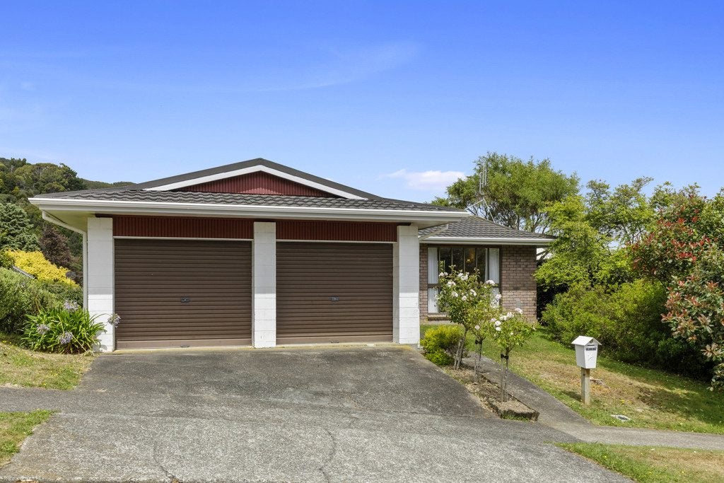 14 Summit Road, Fairfield, Lower Hutt - Carousel 20