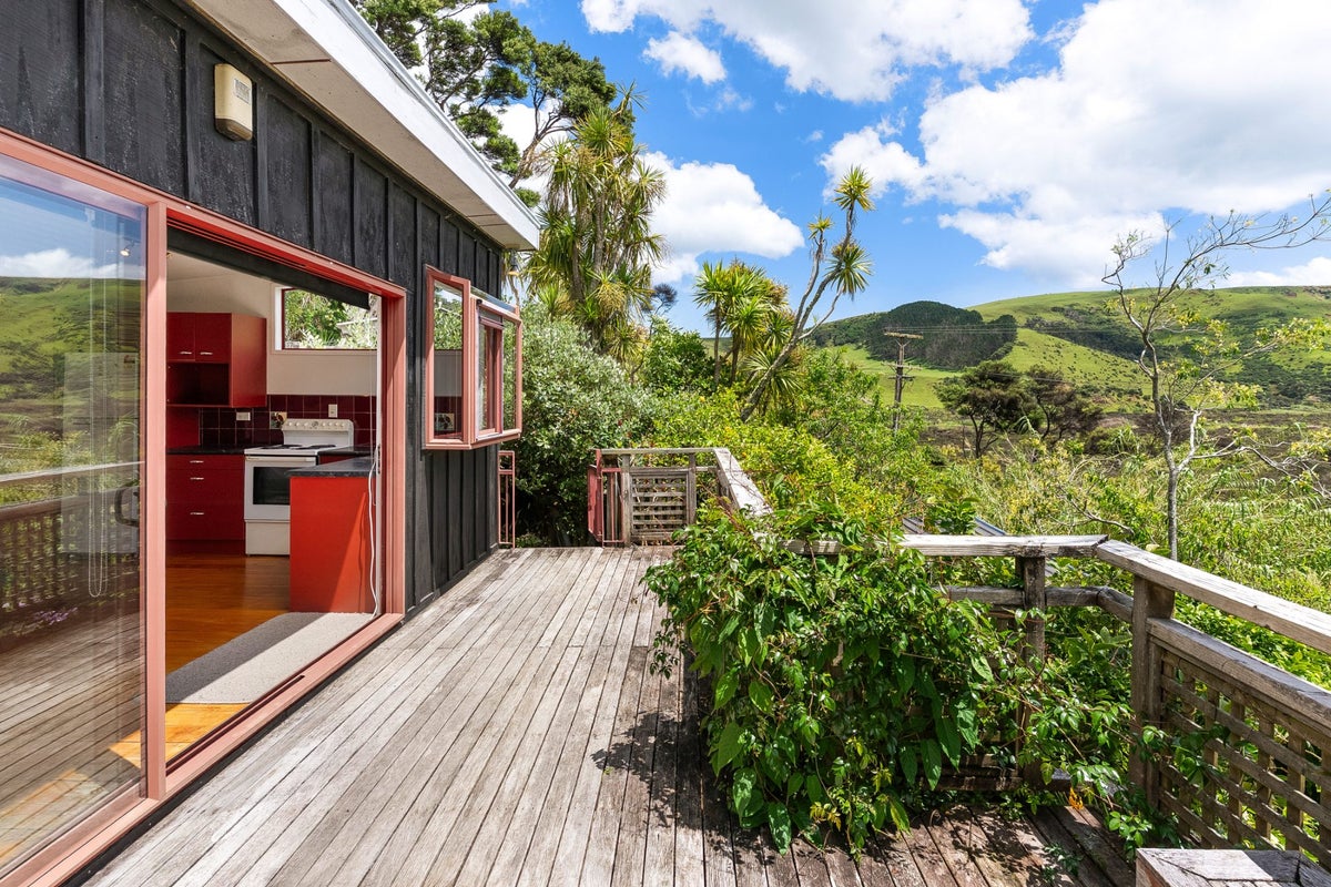 172 Bethells Road, Henderson - Carousel 2