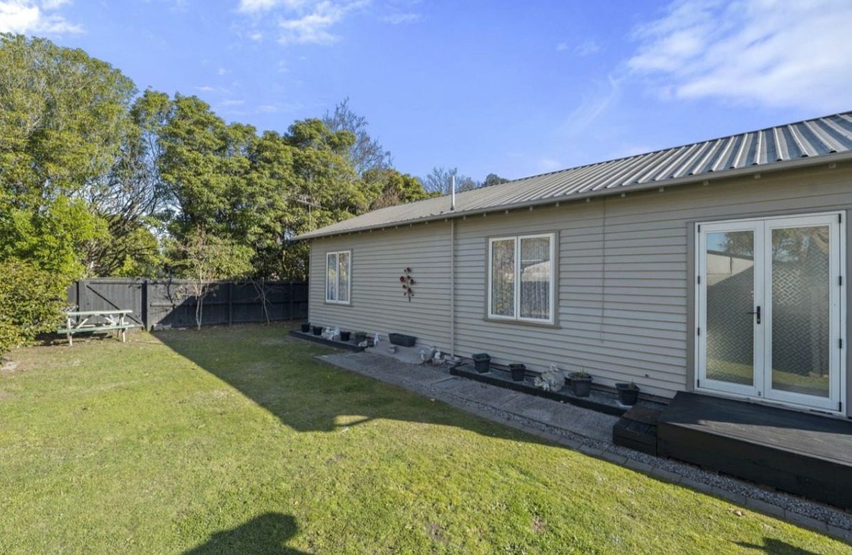 313 Wilsons Road North, Waltham, Christchurch - Carousel 2