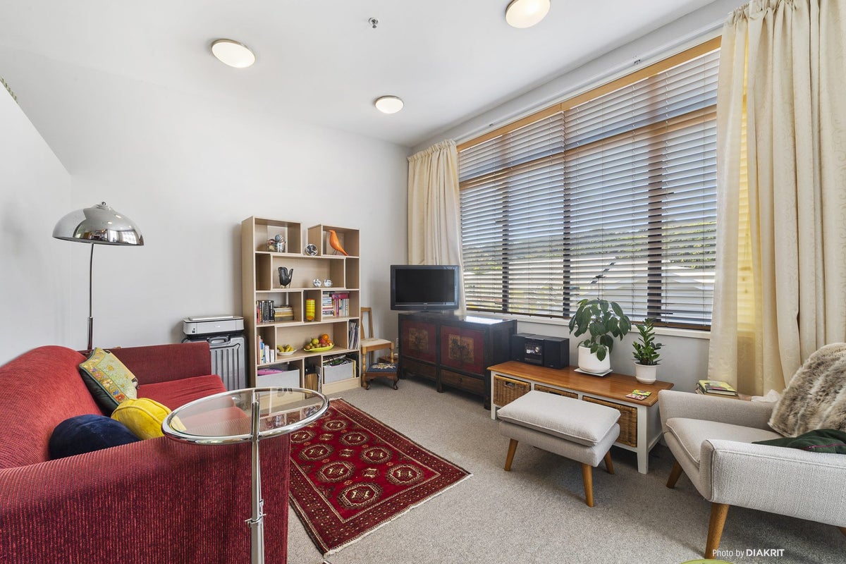 11/7 Hanson Street, Mount Cook, Wellington - Carousel 2