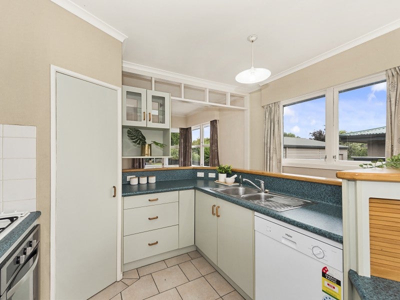 110 Beerescourt Road, Beerescourt, Hamilton - Carousel 2