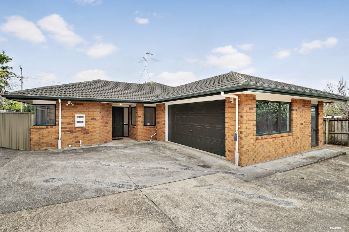 33A Schnapper Rock Road, Greenhithe, Auckland - Carousel 1
