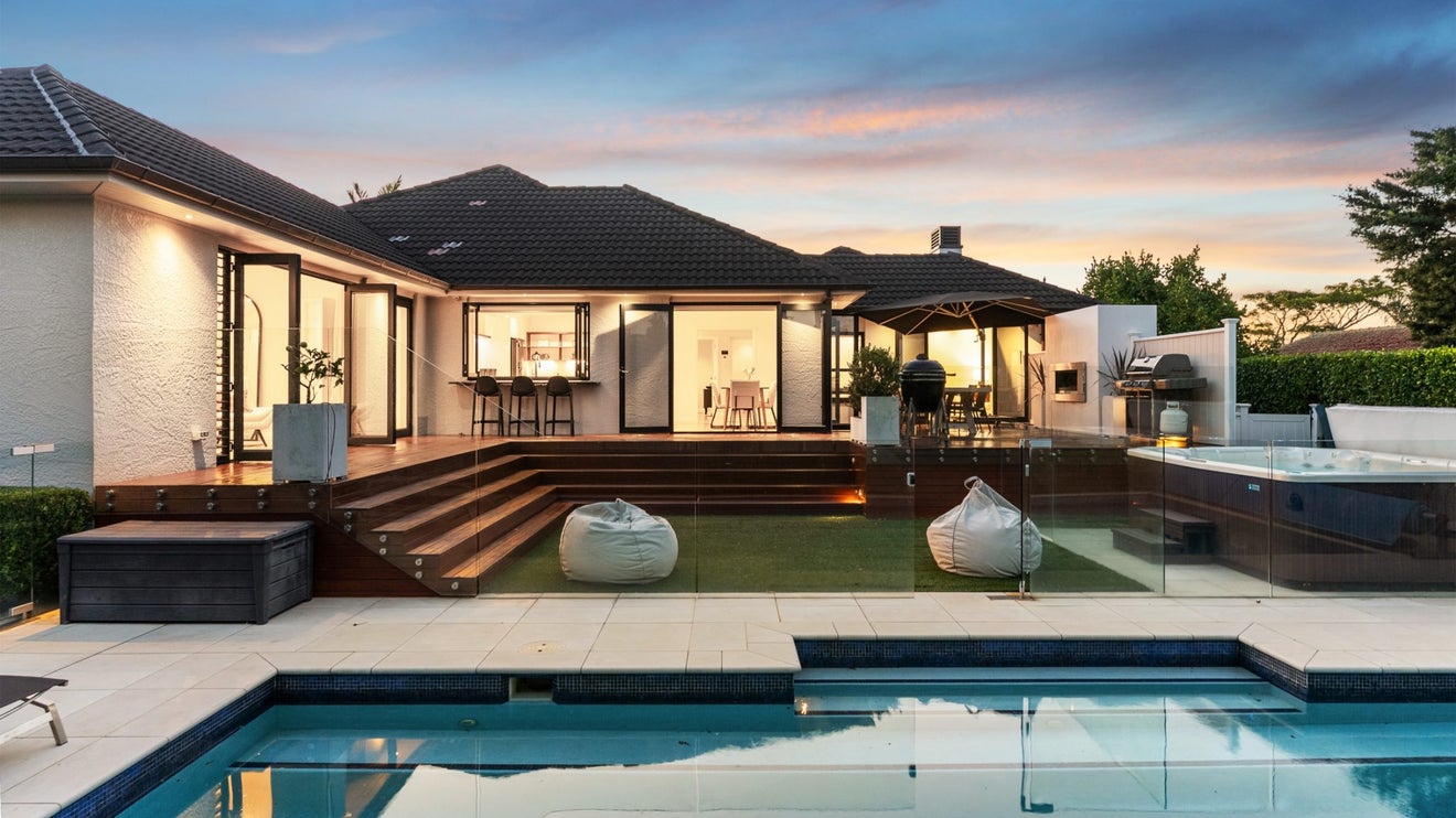 17 Grantham Road, Glendowie, Auckland - Carousel 1