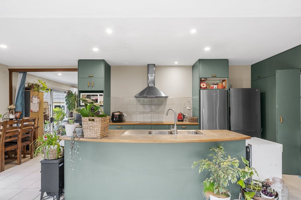 7 Wayside Avenue, Burnside, Christchurch - Carousel 2