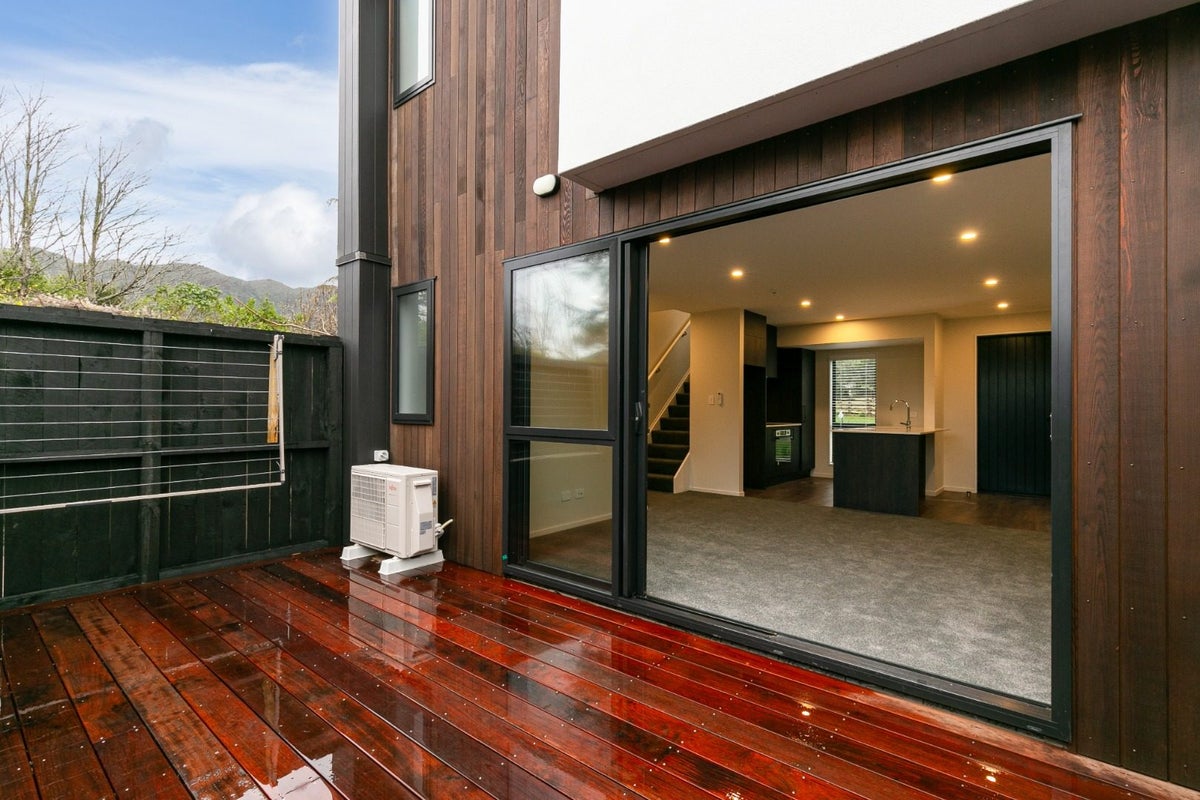 12/28 Raukawa Street, Stokes Valley, Lower Hutt - Carousel 13