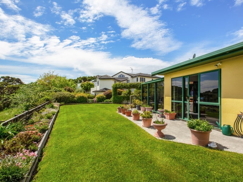 48 Samwell Drive, Whitby, Porirua - Carousel 2