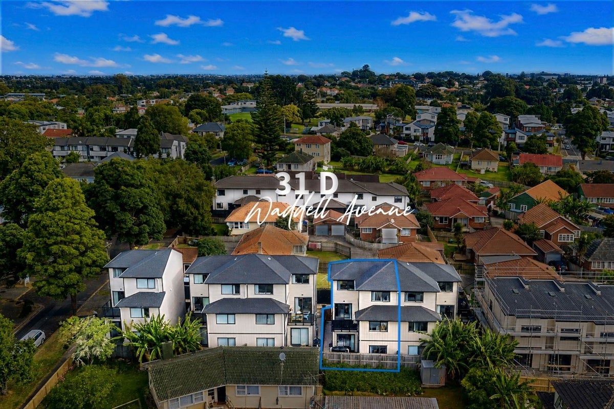 31D Waddell Avenue, Point England, Auckland - Carousel 1