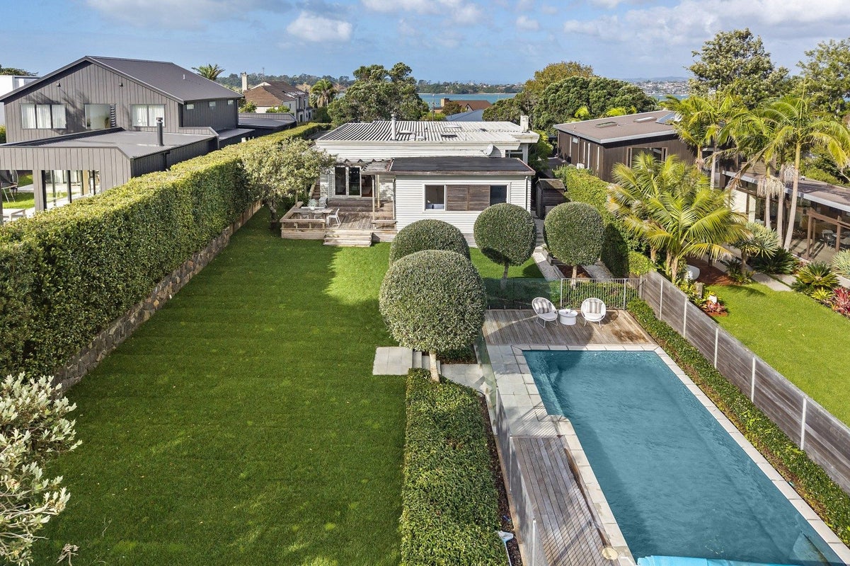 272 Riddell Road, Glendowie, Auckland - Carousel 1