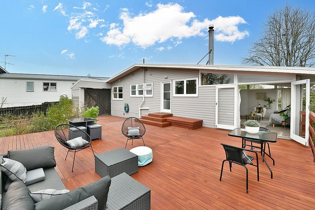 95 Lauderdale Road, Birkdale, Auckland - Carousel 2