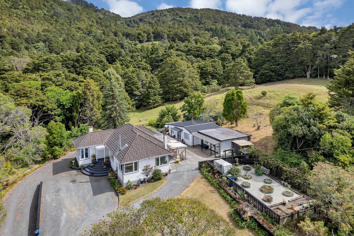 191 Great North Road, Te Kamo, Whangarei - Carousel 1
