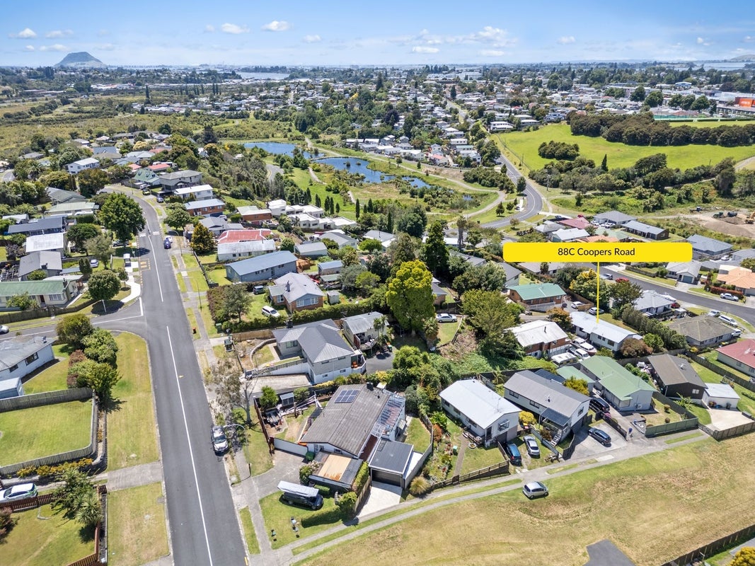 88C Coopers Road, Gate Pa, Tauranga - Carousel 19