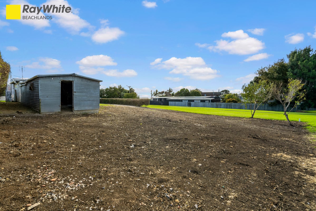 65 Bell Road, Beachlands, Auckland - Carousel 27