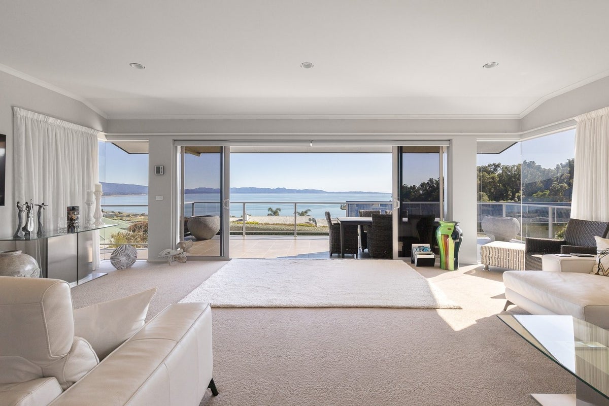 30 Bay Vista Drive, Pohara - Carousel 1