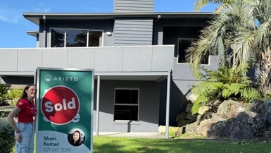 2 Honeysuckle Lane, Ohauiti, Tauranga - Carousel 1