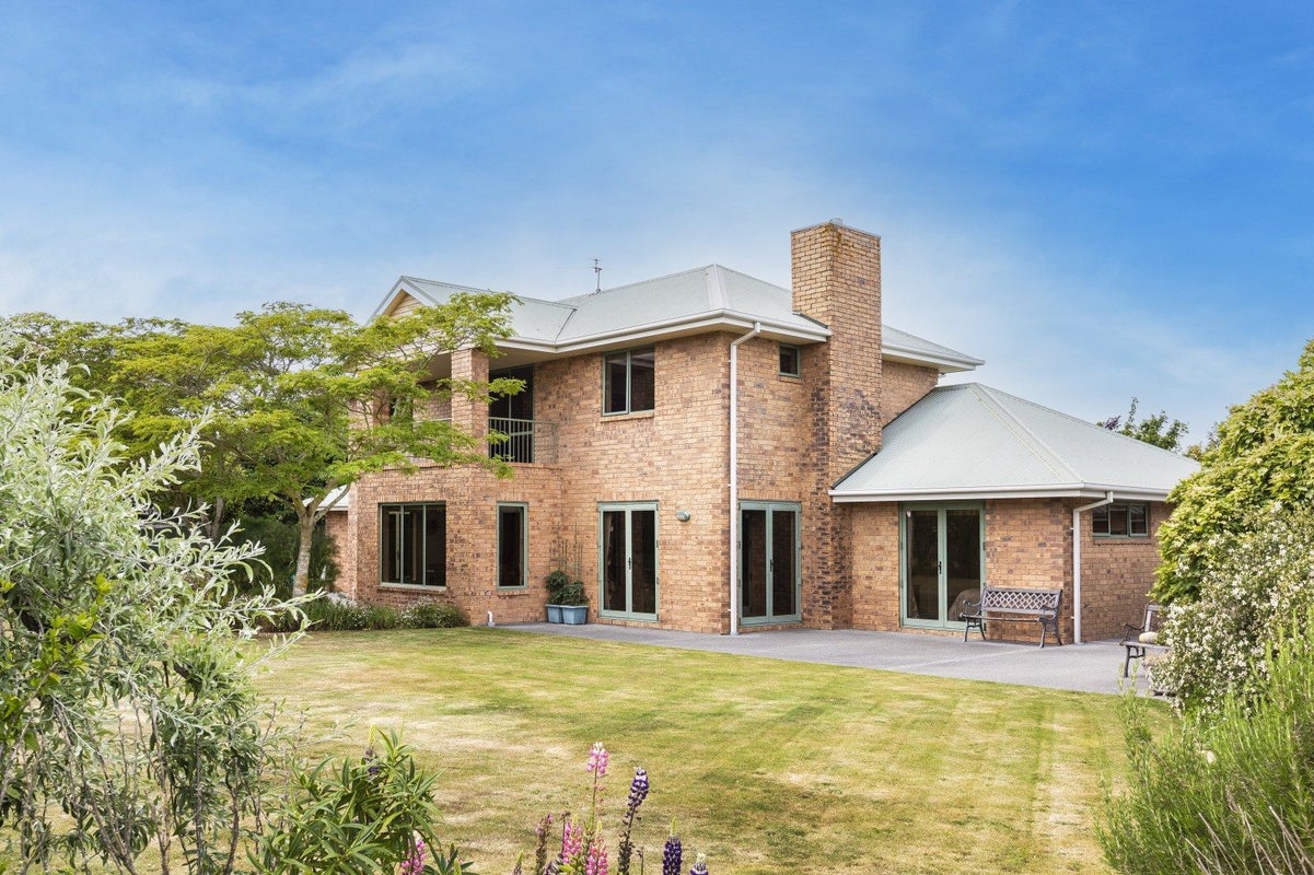 3 Ginaty Lane, Aidanfield, Christchurch - Carousel 1