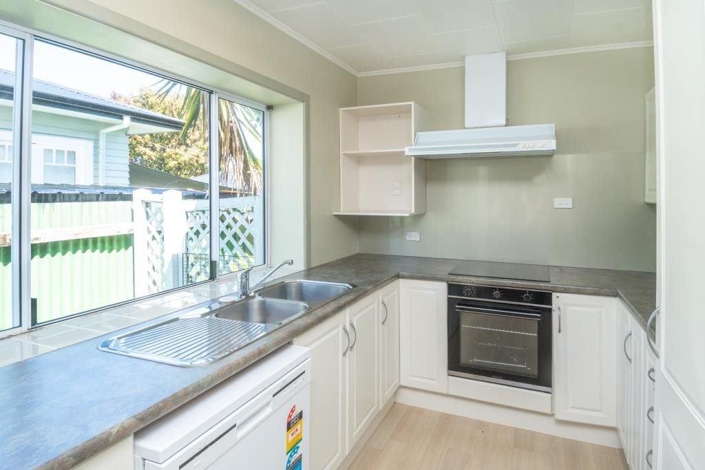 134 Russell Street, Whataupoko, Gisborne - Carousel 1
