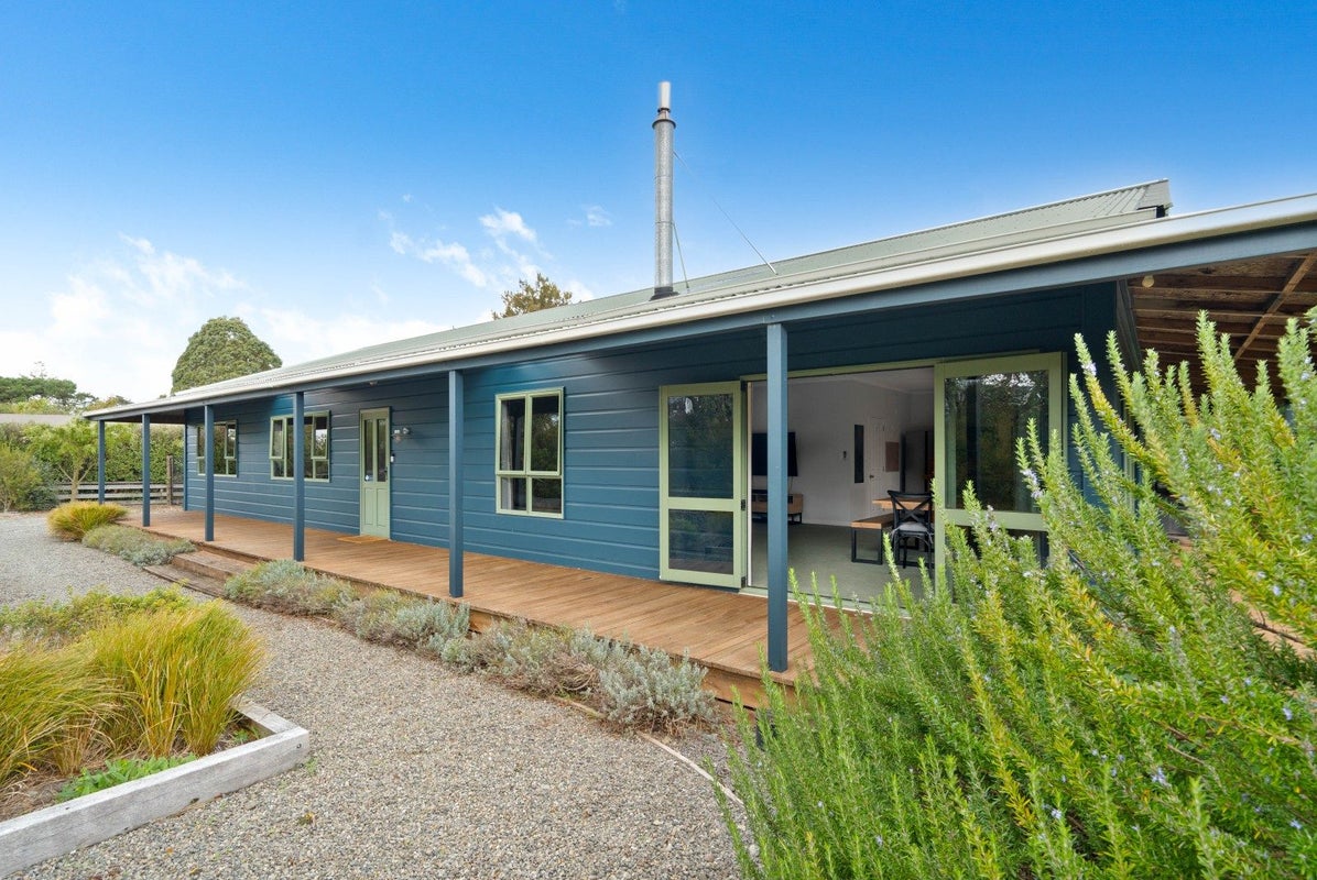 92 Revans Street, FEATHERSTON, Featherston - Carousel 1