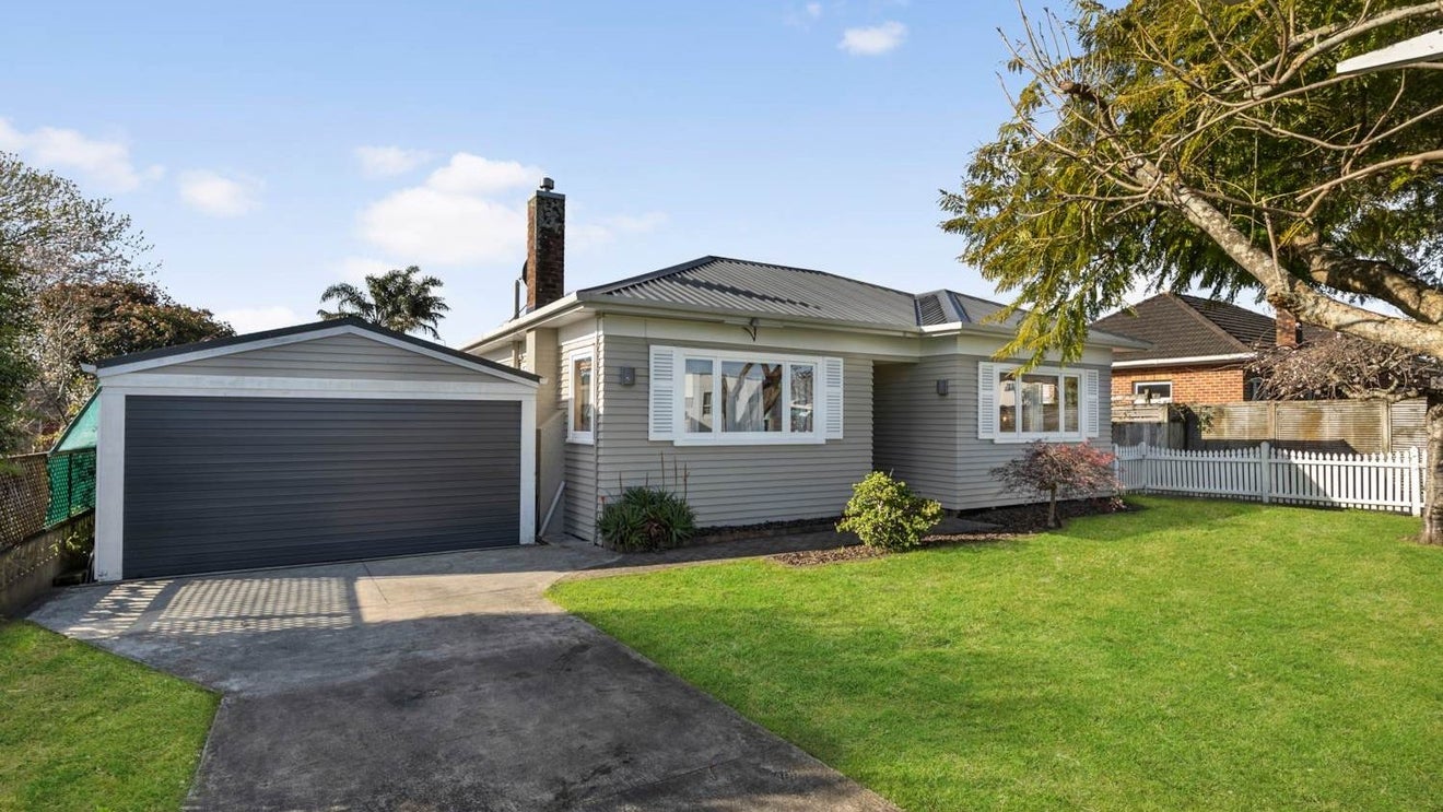 1/36 Glen Avenue, Papatoetoe, Auckland - Carousel 1