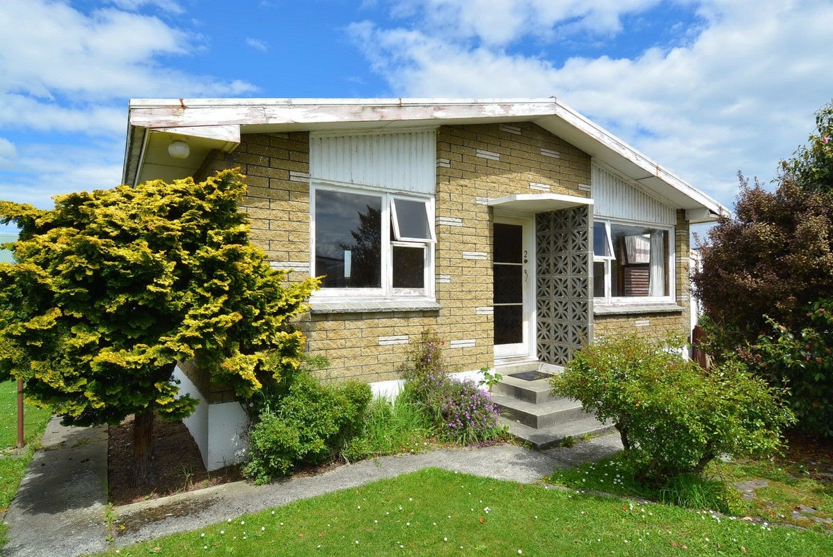 2/231 Nelson Street, Strathern, Invercargill - Carousel 1