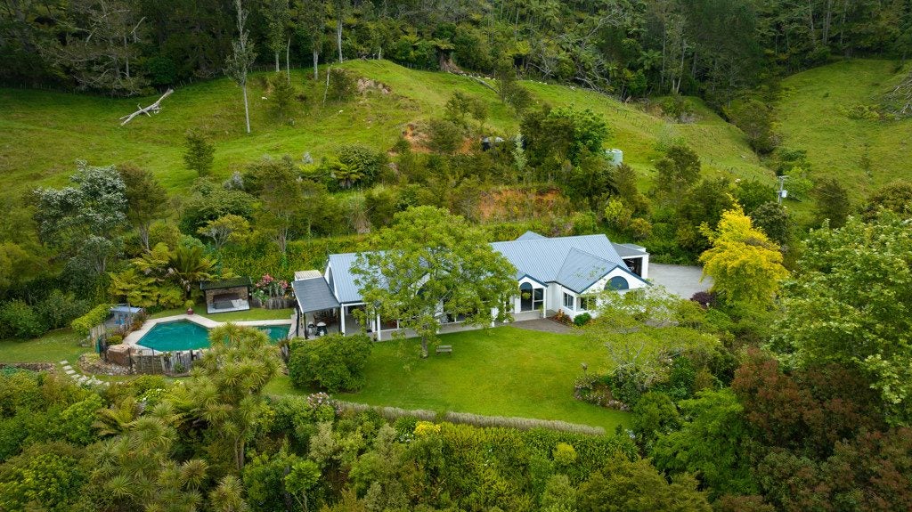 41D Waiau Road, Athenree Gorge, Katikati - Carousel 1