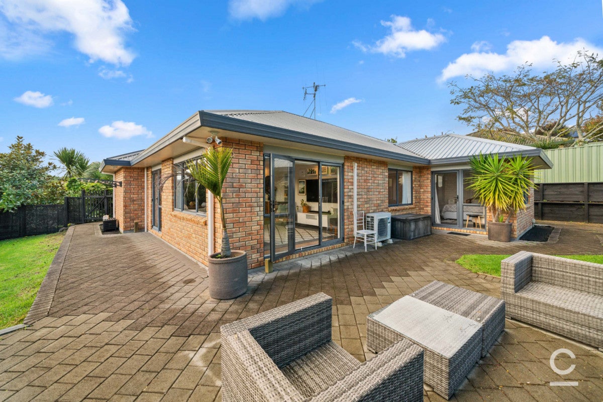 85 Sterling Gate Drive, Bethlehem, Tauranga - Carousel 1