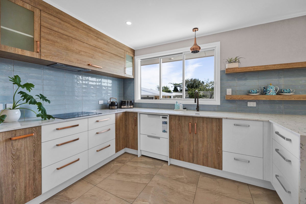 93 Waihi Road, Hawera - Carousel 2