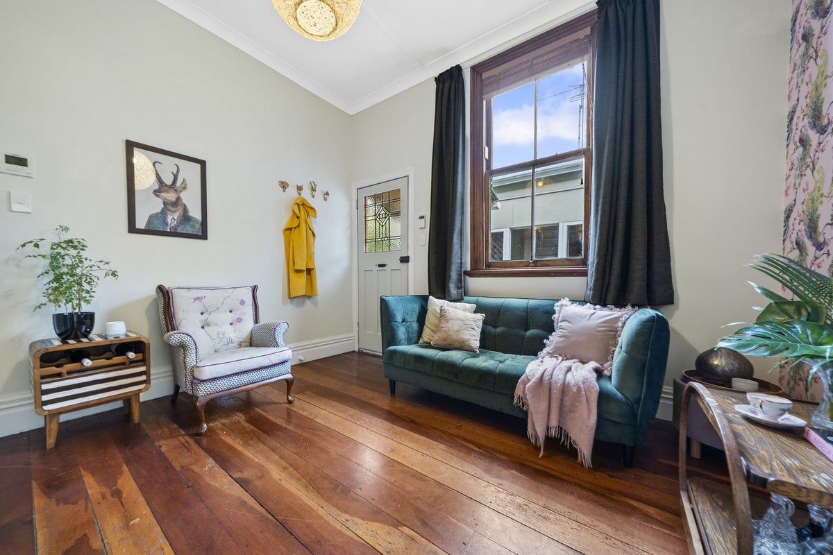8 Royal Street, Berhampore, Wellington - Carousel 2