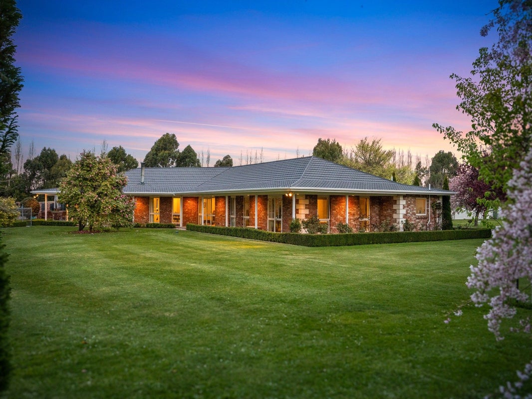 86 Stanleys Road, Harewood, Christchurch - Carousel 1