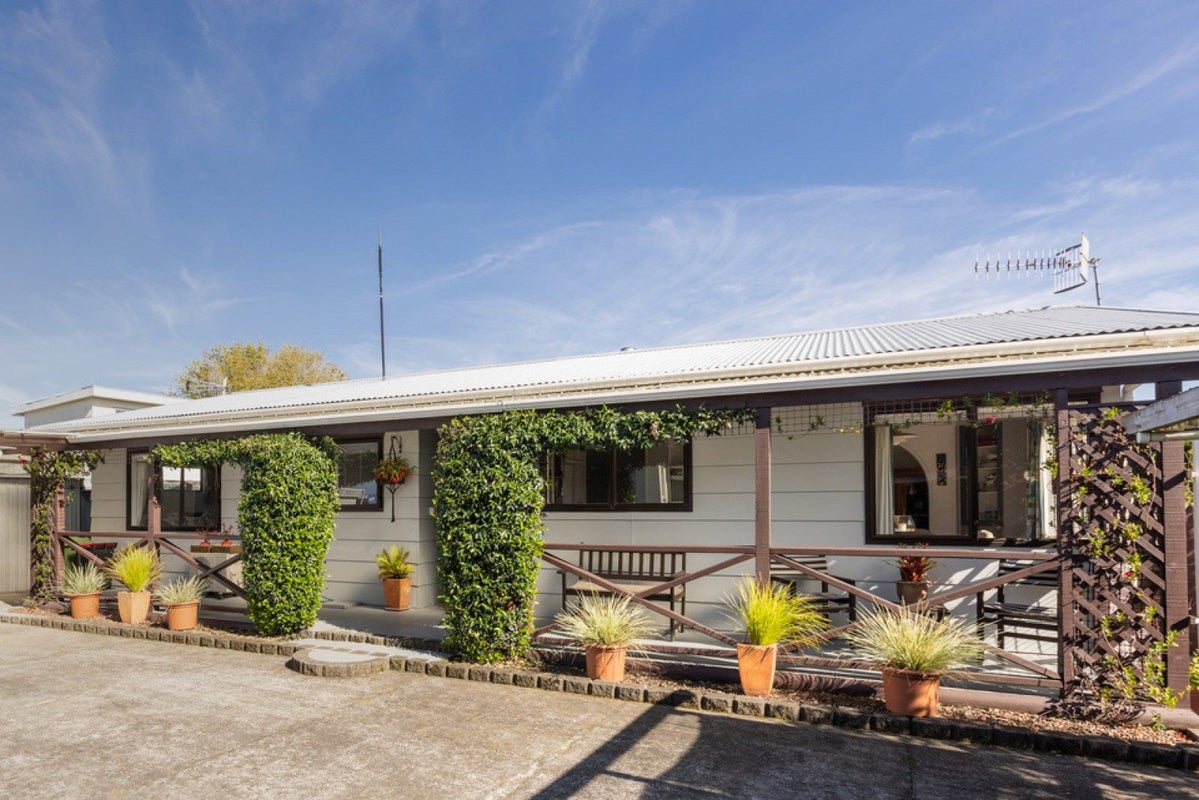 1008B Konini Street, Mahora, Hastings - Carousel 1