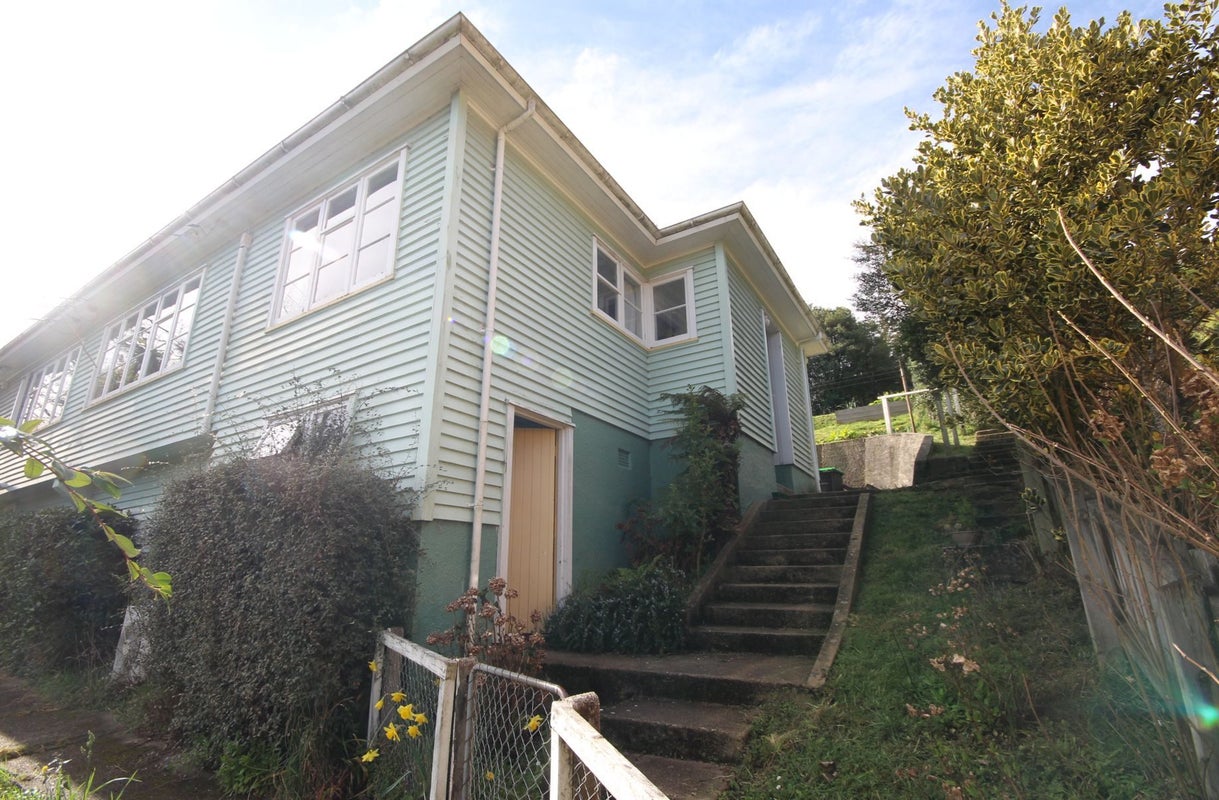 110 Rolla Street, Normanby, Dunedin - Carousel 1
