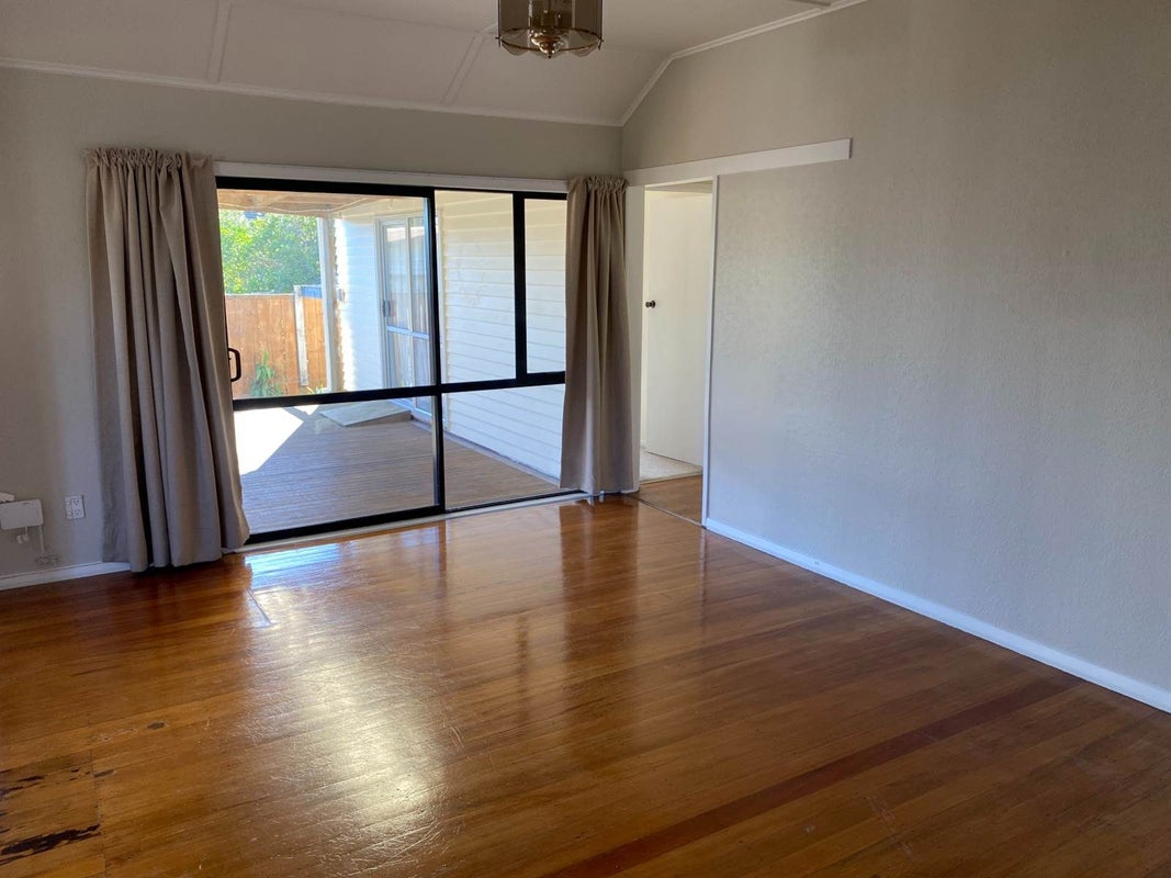 74 Daventry Street, Waterview, Auckland - Carousel 2