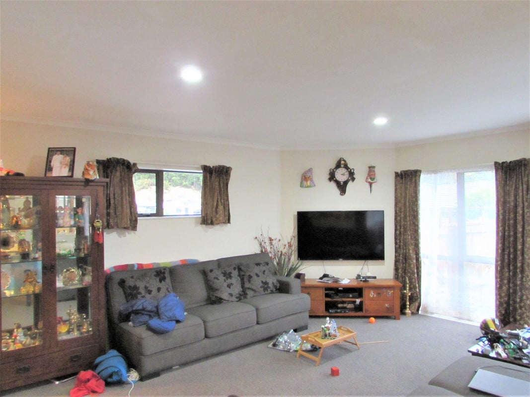 23 Aragon Grove, Kingsley Heights, Upper Hutt - Carousel 2