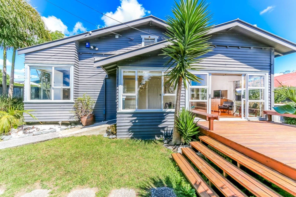 22 Kingsley Street, Westmere, Auckland - Carousel 1