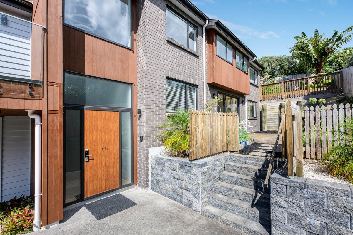 119A Stapleford Crescent, Browns Bay, Auckland - Carousel 2