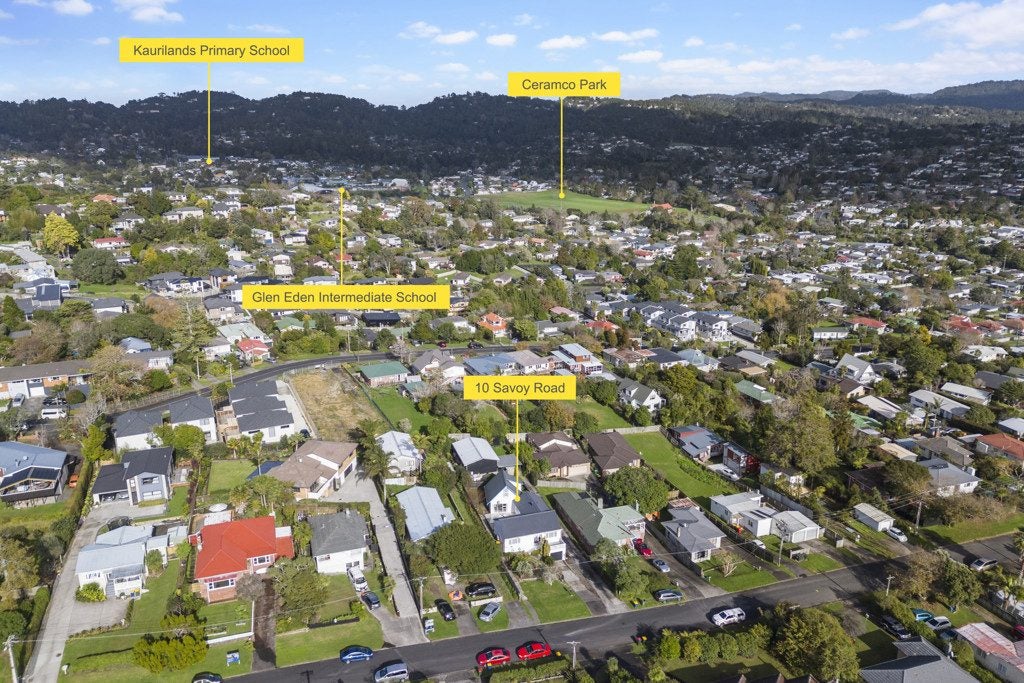 10 Savoy Road, Glen Eden, Auckland - Carousel 26