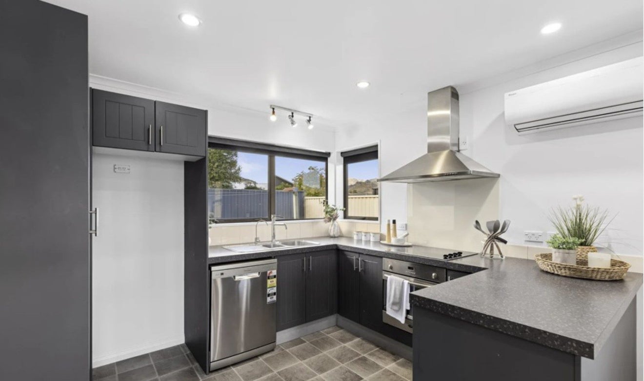 88B Barry Avenue, Cromwell, Cromwell - Carousel 2