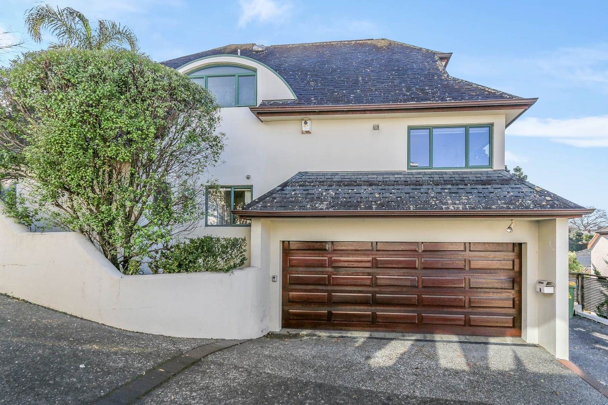 1/164 St Heliers Bay Road, St Heliers, Auckland - Carousel 1