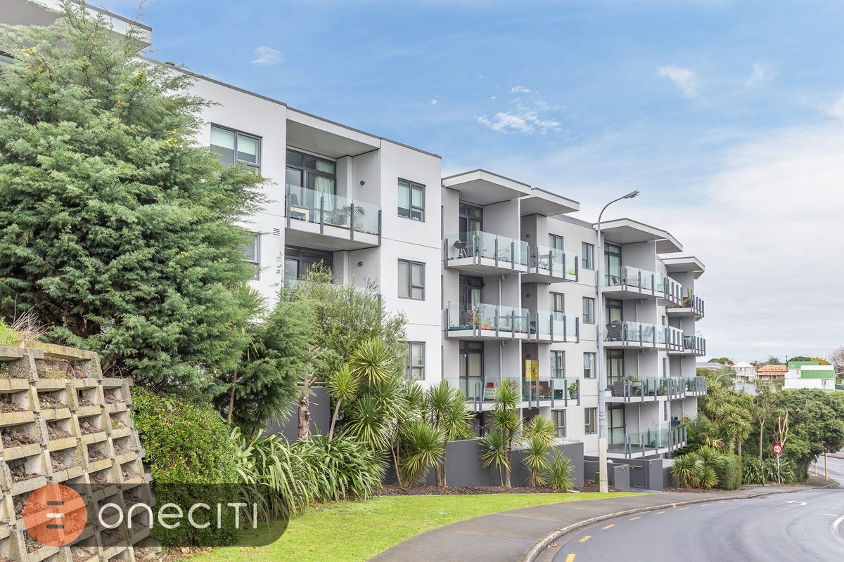 4A/6 Piwakawaka Street, Eden Terrace, Auckland - Carousel 25