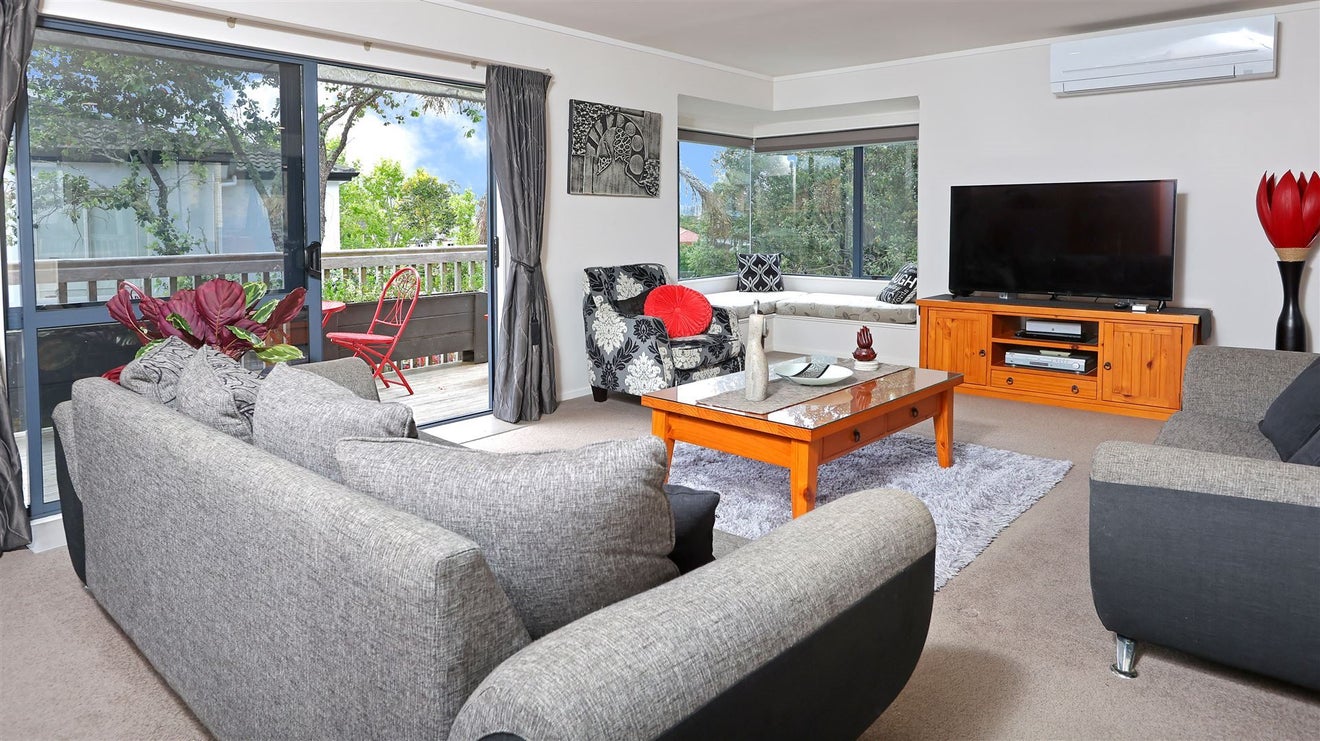 5 Cognac Place, Henderson, Auckland - Carousel 2