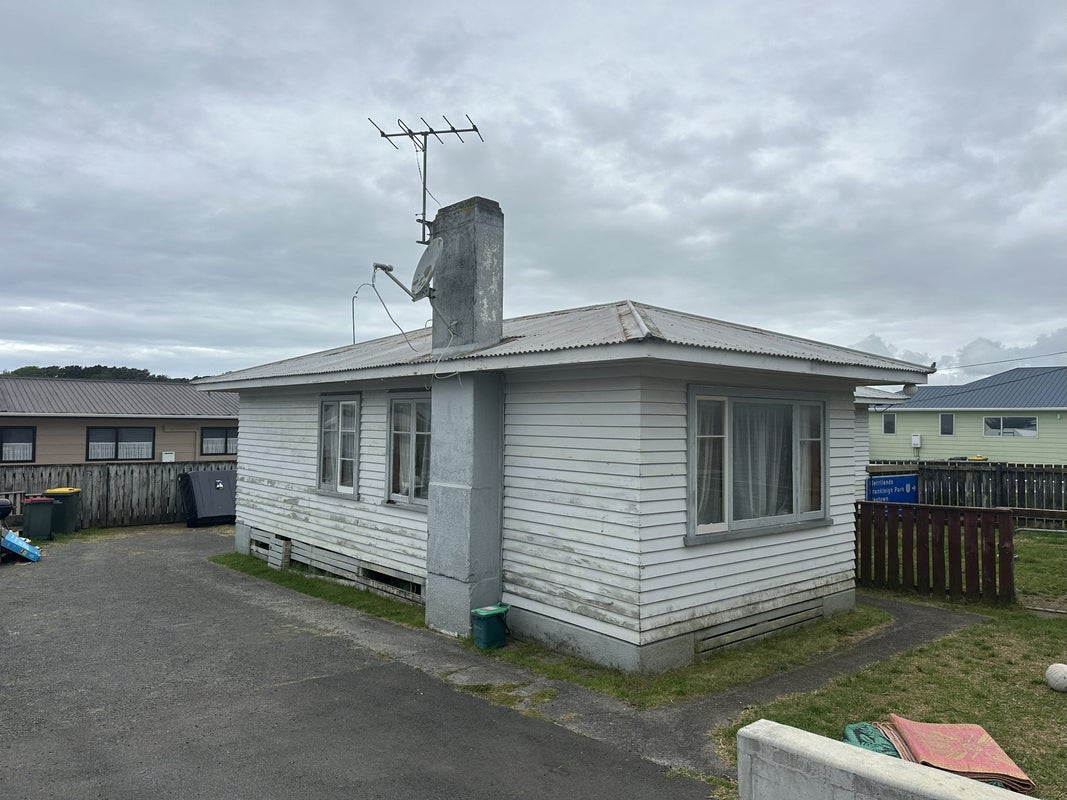 60A Mould Street, Waitara, Waitara - Carousel 12