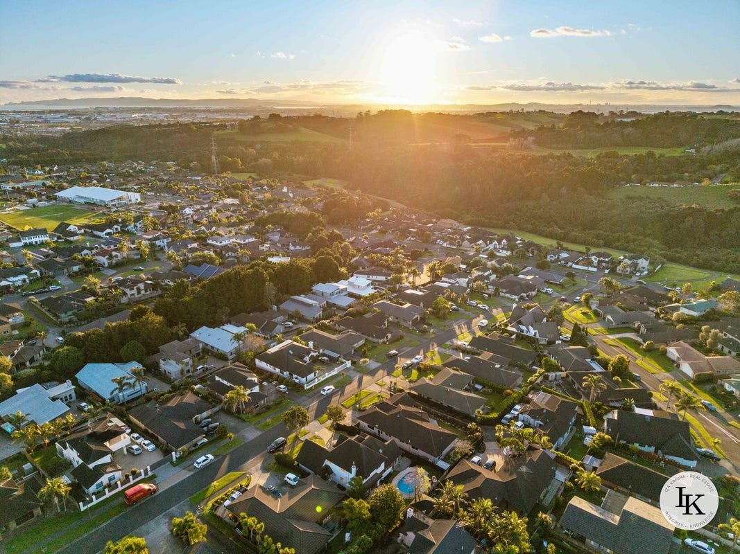 22 Byblos Place, The Gardens, Auckland - Carousel 50