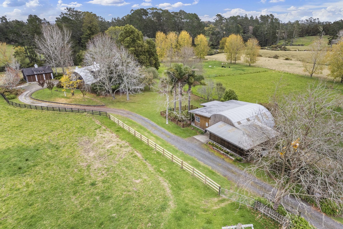 82 Moontide Road, Kumeu - Carousel 2