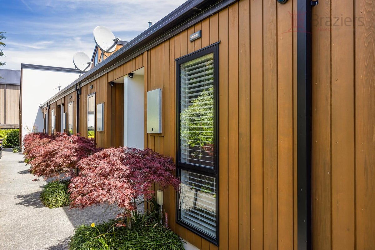 4/90 Edgeware Road, St Albans, Christchurch - Carousel 2