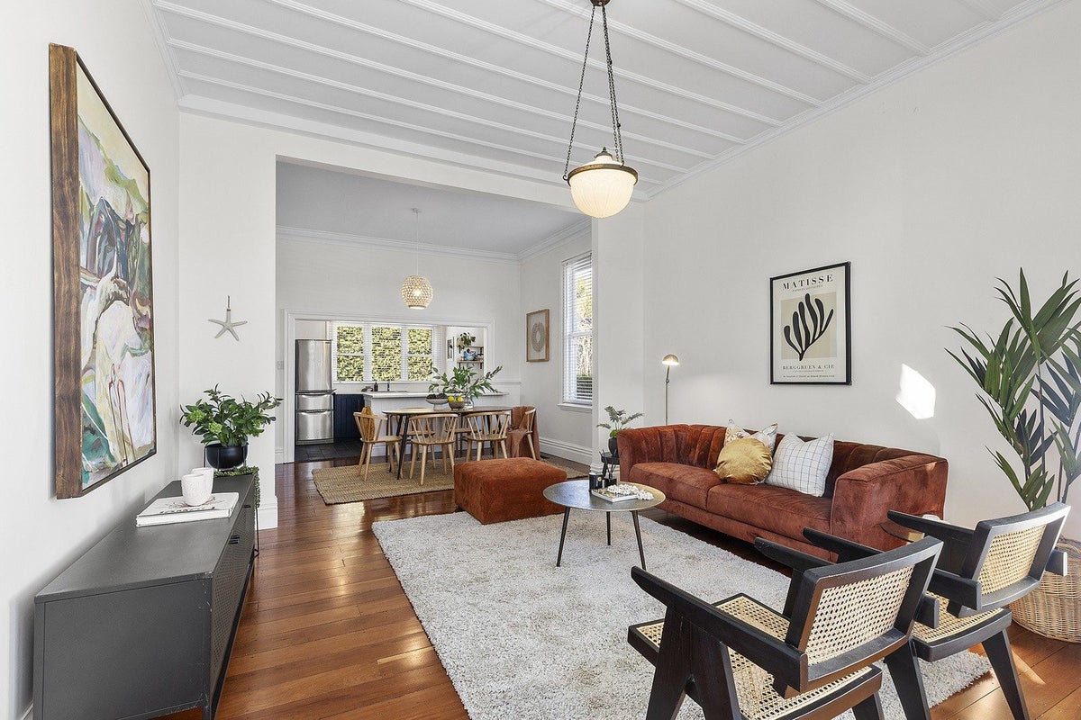 11 Nevay Road, Miramar, Wellington, Wellington - Carousel 2