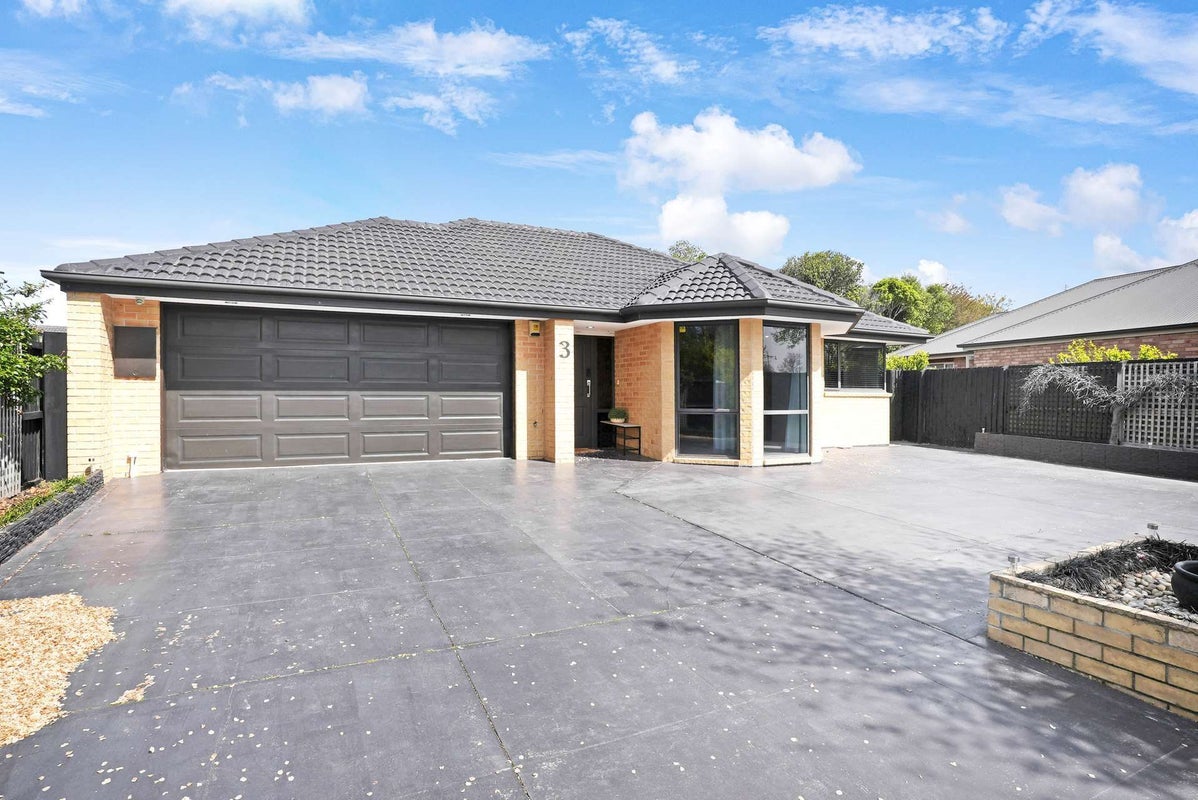 3 Laguna Gardens, Shirley, Christchurch - Carousel 2