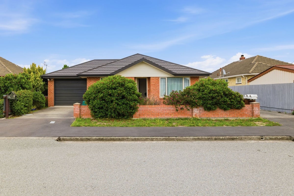 13A Nottingham Avenue, Halswell, Christchurch - Carousel 1