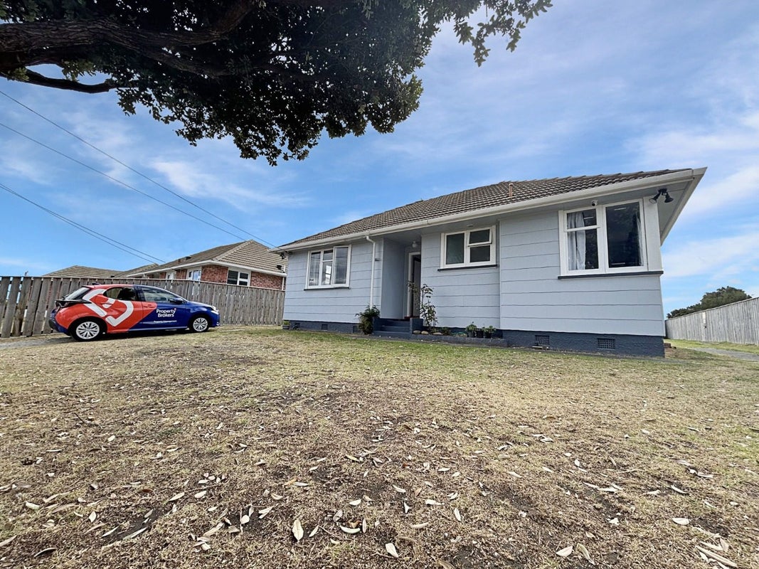 16 Kauri Street, Gonville, Whanganui - Carousel 2