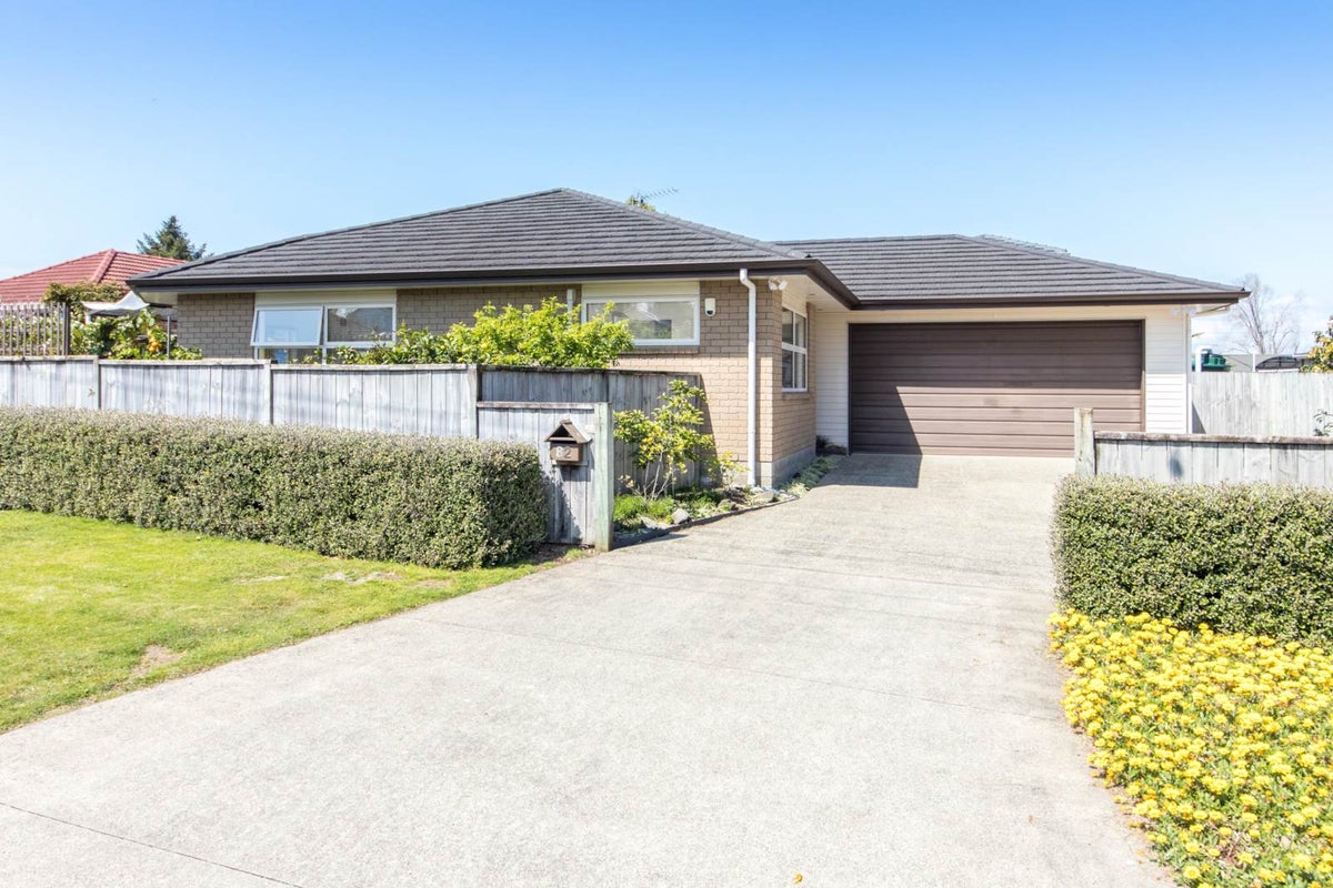 82 Neil Avenue, Te Atatu Peninsula, Auckland - Carousel 20
