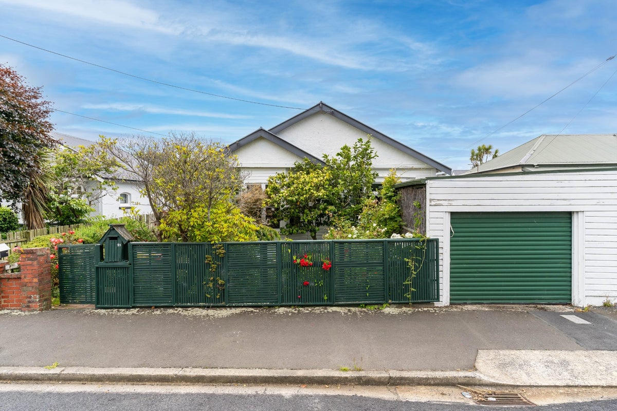21 East Avenue, Saint Kilda, Dunedin - Carousel 2